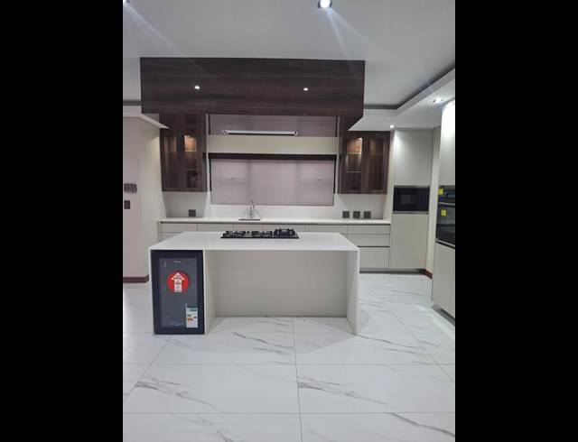 4 BEDROOM PROPERTY TO RENT IN LINDEN